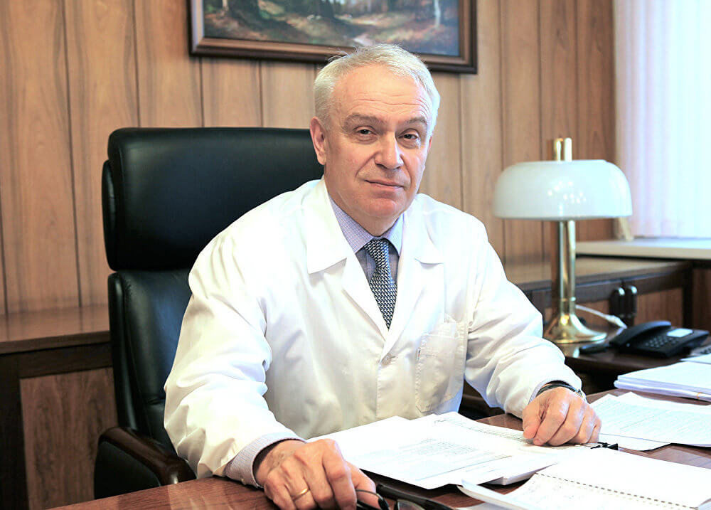 Главный внештатный специалист кардиолог Минздрава России Сергей Бойцов о том, как дистанционный мониторинг повышает возможности лечения артериальной гипертонии